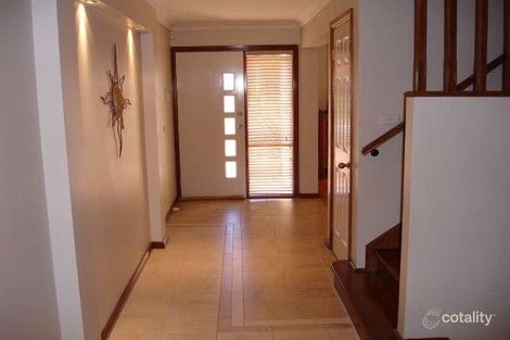 Property photo of 8 Garling Avenue West Hoxton NSW 2171