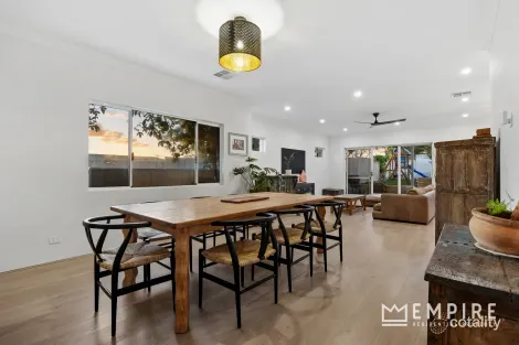 Property photo of 4A Warren Street Beaconsfield WA 6162