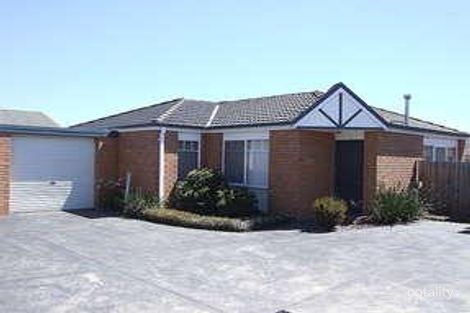 Property photo of 1/245-247 Monahans Road Cranbourne West VIC 3977