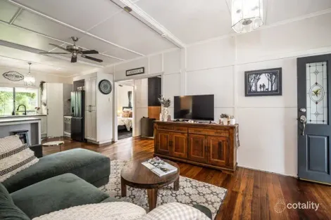 Property photo of 9 Webb Lane Woodford QLD 4514