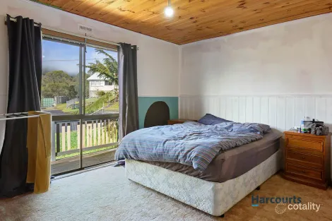 Property photo of 22 Giblin Street Rosebery TAS 7470