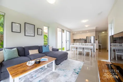 Property photo of 3/10 Ben Lexcen Place Robina QLD 4226