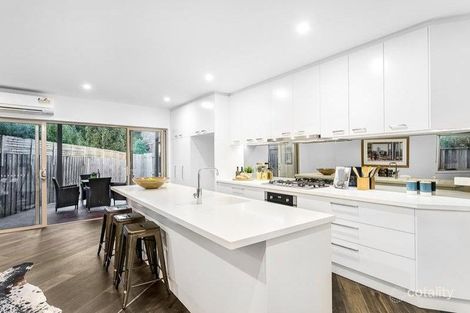 Property photo of 1/4 Avoca Court Ashwood VIC 3147