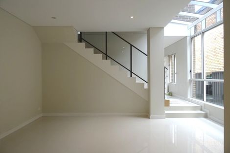 28 Universal St, Mortdale, NSW 2223