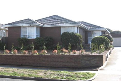 Property photo of 1/57 Renshaw Street Doncaster East VIC 3109