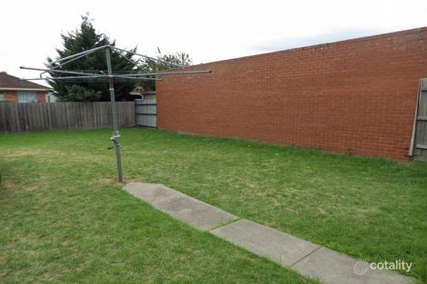 Property photo of 31 Mulhall Drive St Albans VIC 3021