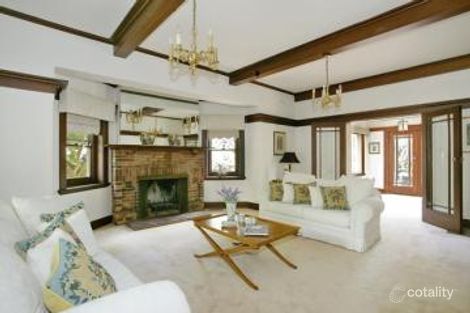 Property photo of 11 Chatfield Avenue Deepdene VIC 3103
