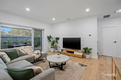 Property photo of 2/113 Windermere Drive Ferntree Gully VIC 3156