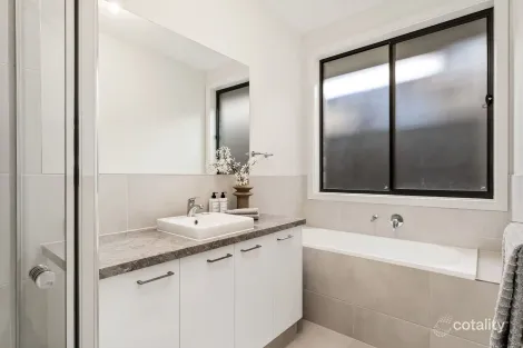 Property photo of 5 Silver Gull Way Port Noarlunga South SA 5167