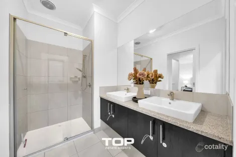 Property photo of 42 Belcam Circuit Clyde North VIC 3978