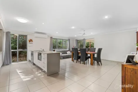 Property photo of 2 Brookside Circuit Ormeau QLD 4208