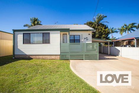 Property photo of 21 York Crescent Belmont North NSW 2280