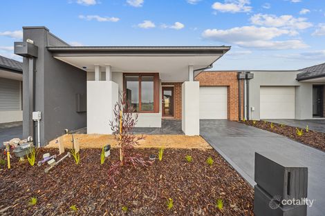 37 Patrobas Loop, Cranbourne East, VIC 3977