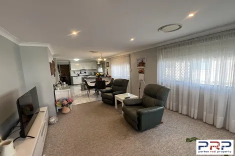 Property photo of 4/55 Bushman Street Parkes NSW 2870