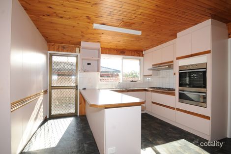Property photo of 18 Currawong Street Keysborough VIC 3173