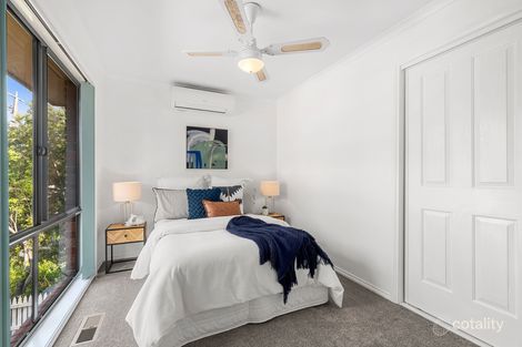 Property photo of 25 Illowra Walk Blackburn South VIC 3130