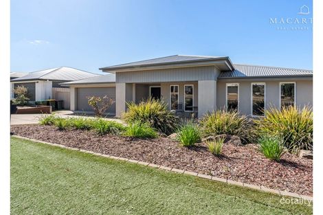 26 Barton Ave, Lloyd, NSW 2650