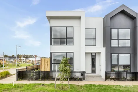 44 Melaleuca St, Armstrong Creek, VIC 3217