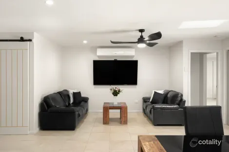 Property photo of 10 Forest View Close Bonville NSW 2450
