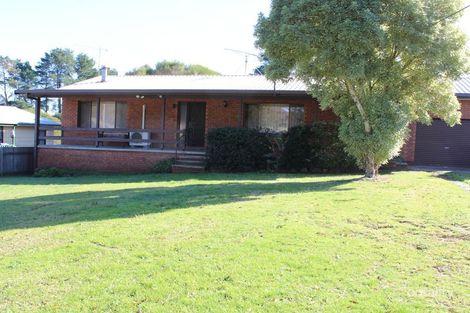 26 Hillview St, Cobargo, NSW 2550