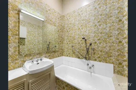 Property photo of 20 Frederick Street Balwyn VIC 3103