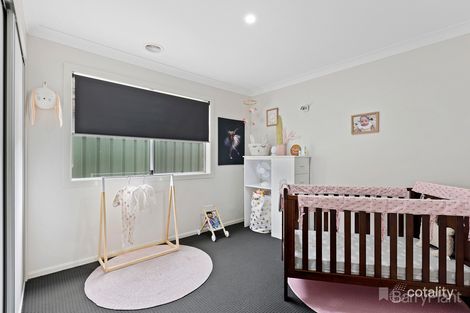 Property photo of 21 Caulfield Drive Ascot VIC 3551