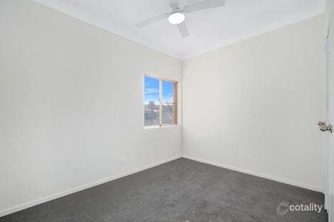 Property photo of 16/12-20 Kinarra Avenue Wyoming NSW 2250