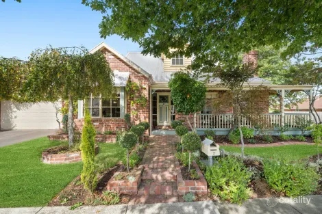 7 Sittella Dr, Berwick, VIC 3806