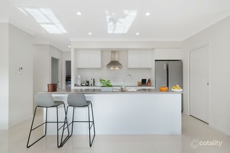 Property photo of 50 Lakeview Promenade Newport QLD 4020