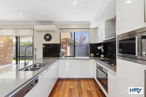 Property photo of 36 Cinnabar Bend Aveley WA 6069