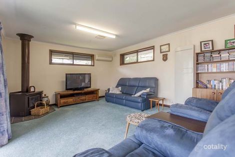 Property photo of 50 The Trossachs Frankston VIC 3199