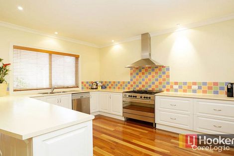 Property photo of 19 River Run Drive Werribee VIC 3030