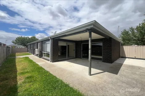Property photo of 118 Hammersmith Circuit Traralgon VIC 3844