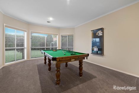 Property photo of 19 Mayfair Crescent Narre Warren VIC 3805