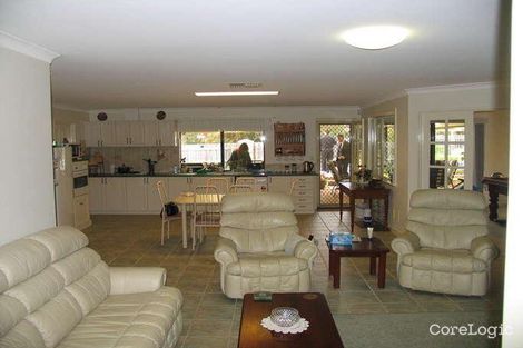 Property photo of 33 Beroona Place Jane Brook WA 6056