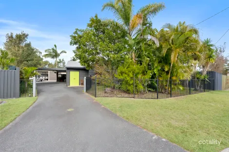 3 Grove Cres, Beachmere, QLD 4510