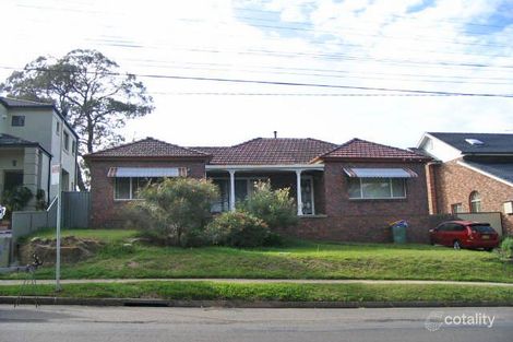 305 The River Rd, Revesby Heights, NSW 2212
