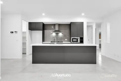 Property photo of 30 Cornsilk Drive Clyde VIC 3978