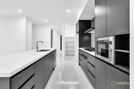 Property photo of 30 Cornsilk Drive Clyde VIC 3978