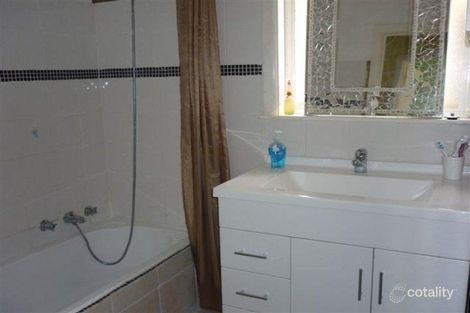Property photo of 127 Blackshaws Road Newport VIC 3015