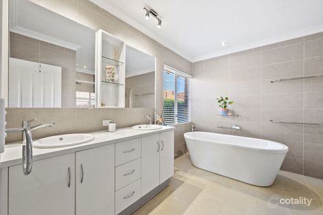 Property photo of 6 Kareela Court Duncraig WA 6023