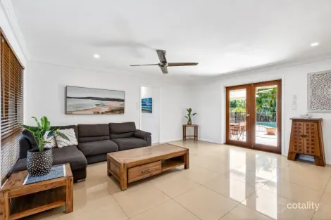 Property photo of 30 Moatah Drive Beachmere QLD 4510