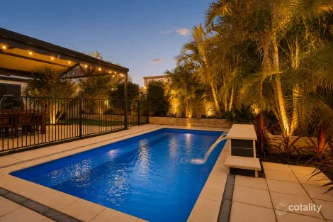 2 Fulmar Way, Seville Grove, WA 6112