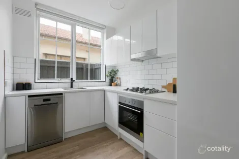 3/7 Austin Ave, Elwood, VIC 3184