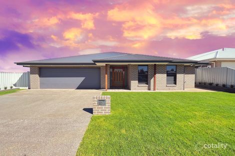 10 Prospector Ave, Parkes, NSW 2870