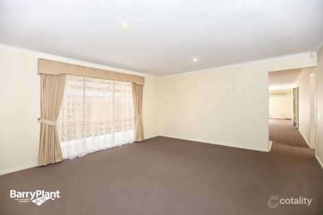 Property photo of 22 Parramatta Walk Craigieburn VIC 3064