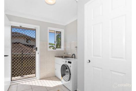 Property photo of 10 Coachwood Close Runcorn QLD 4113