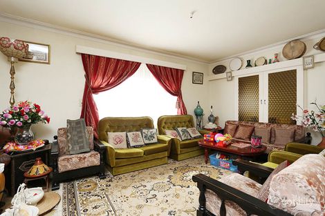Property photo of 19 Lowson Street Fawkner VIC 3060
