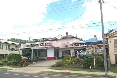 43 Darling St E, Woodend, QLD 4305