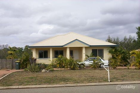 104 Marina Dr, Bushland Beach, QLD 4818
